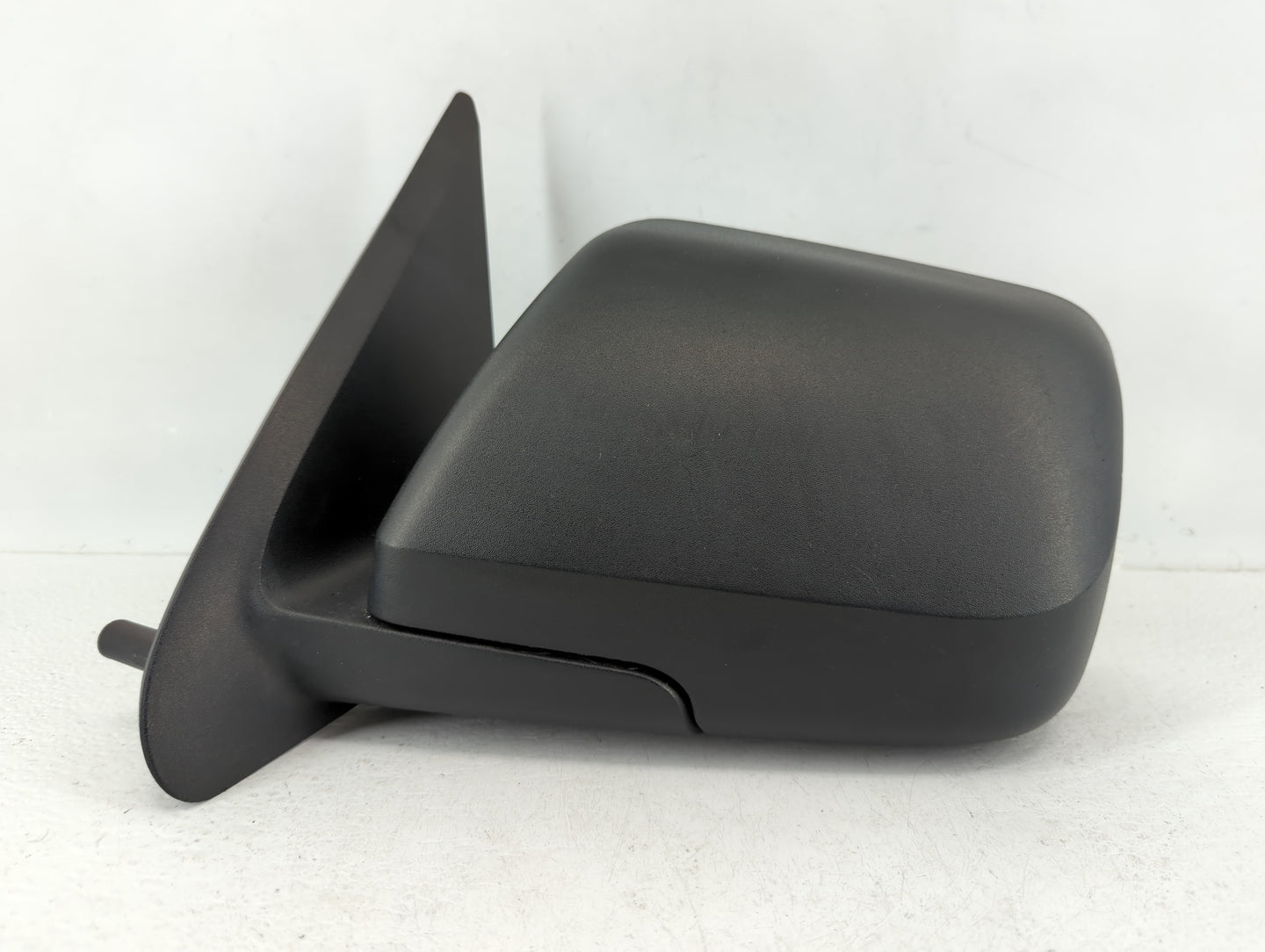 2008-2009 Ford Escape Driver Side View Mirror - Left Door Mirror OEM Used - Oemusedautoparts1.com