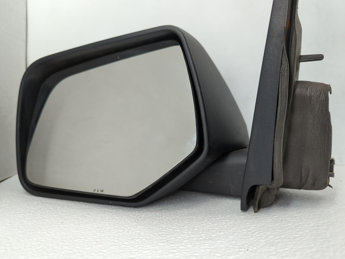 2008-2009 Ford Escape Driver Side View Mirror - Left Door Mirror OEM Used - Oemusedautoparts1.com