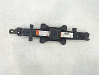 2008 Ford Escape Spare Scissor Car Jack 626338 - Oemusedautoparts1.com