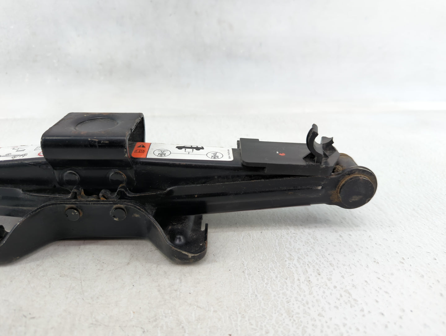2008 Ford Escape Spare Scissor Car Jack - Oemusedautoparts1.com