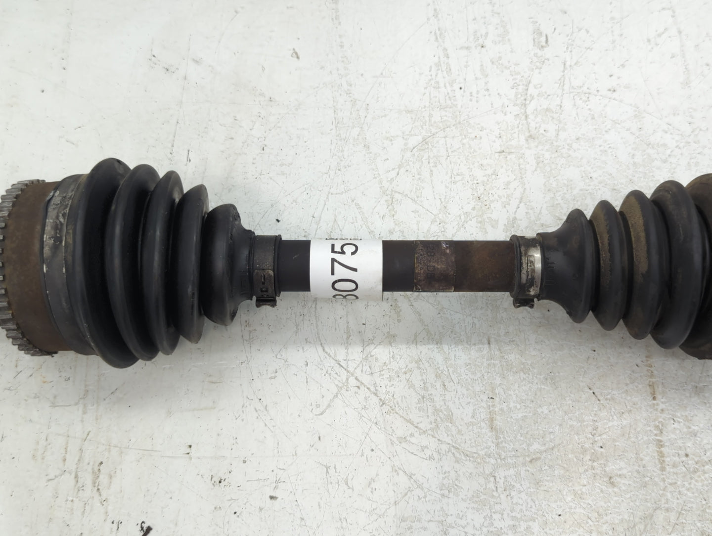 2001-2008 Ford Escape Axle Shaft Front Driver Cv C/v - Oemusedautoparts1.com