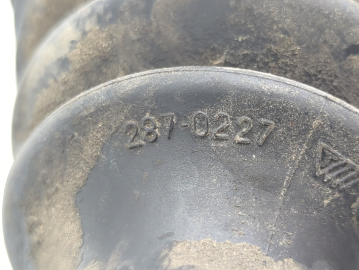 2001-2008 Ford Escape Axle Shaft Front Driver Cv C/v - Oemusedautoparts1.com