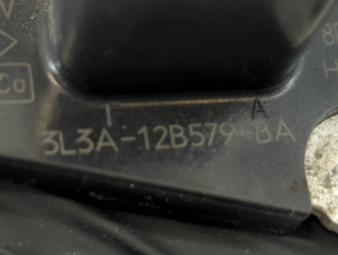 2001-2007 Ford Escape Mass Air Flow Meter Maf - Oemusedautoparts1.com