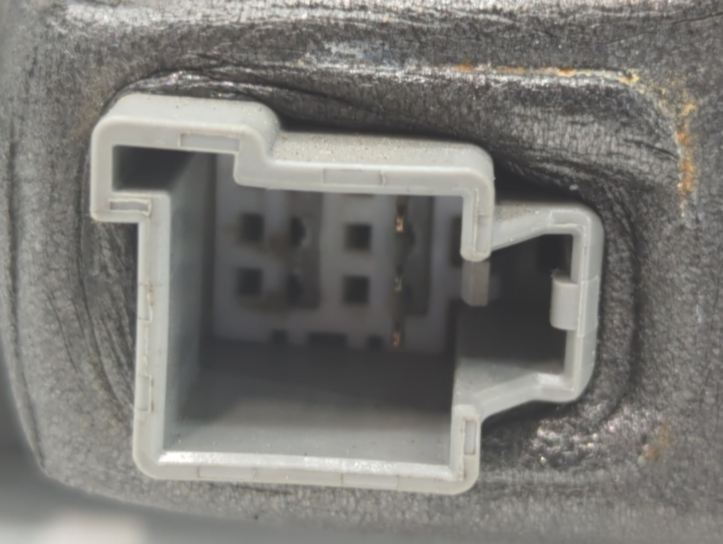 2008-2009 Ford Escape Passenger Right Side View Manual Door Mirror Black - Oemusedautoparts1.com