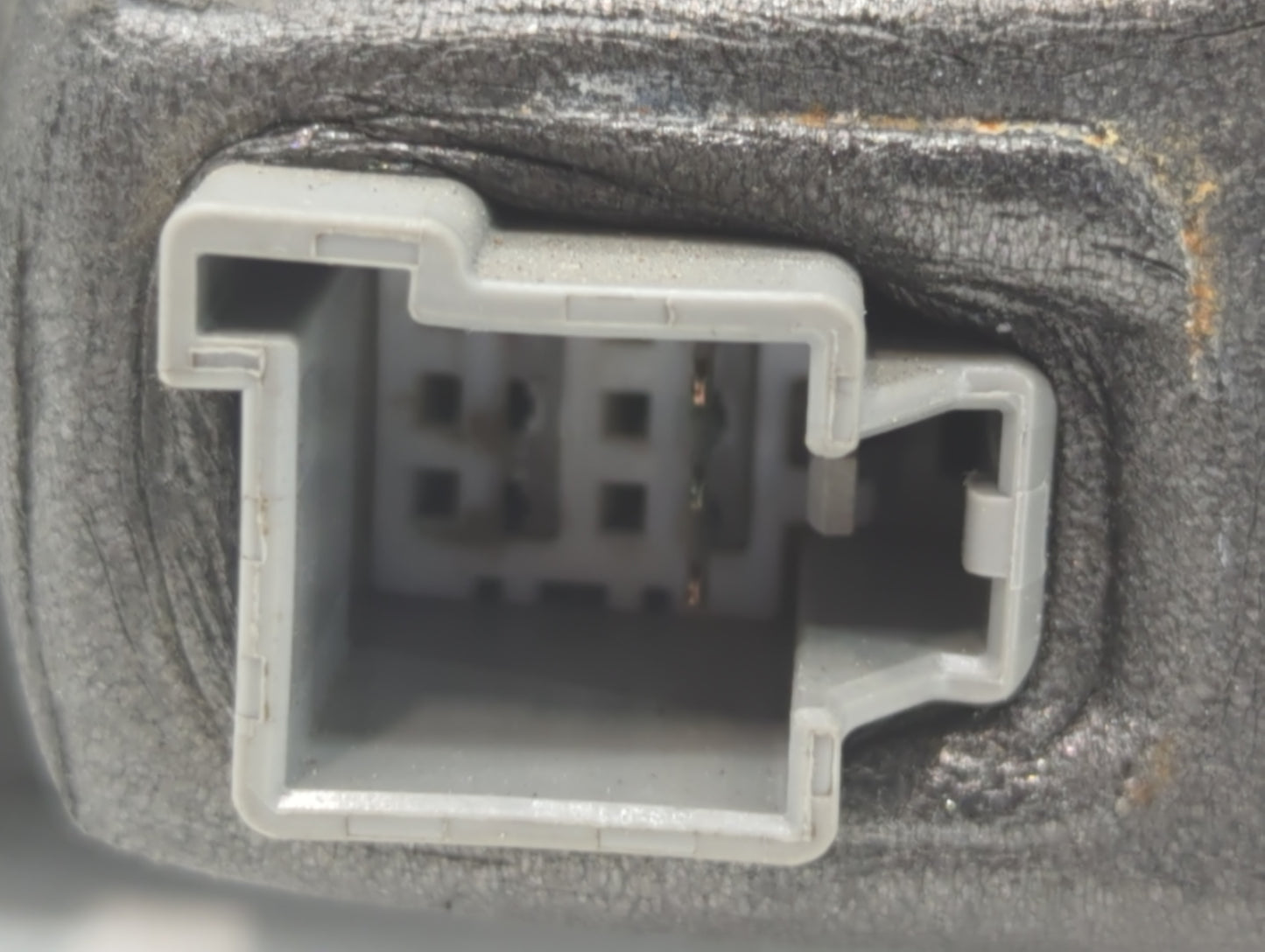 2008-2009 Ford Escape Passenger Right Side View Manual Door Mirror Black - Oemusedautoparts1.com