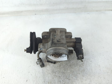 2005-2008 Ford Escape Throttle Body P/N:5L8E-AF Fits Fits 2005 2006 2007 2008 OEM Used Auto Parts