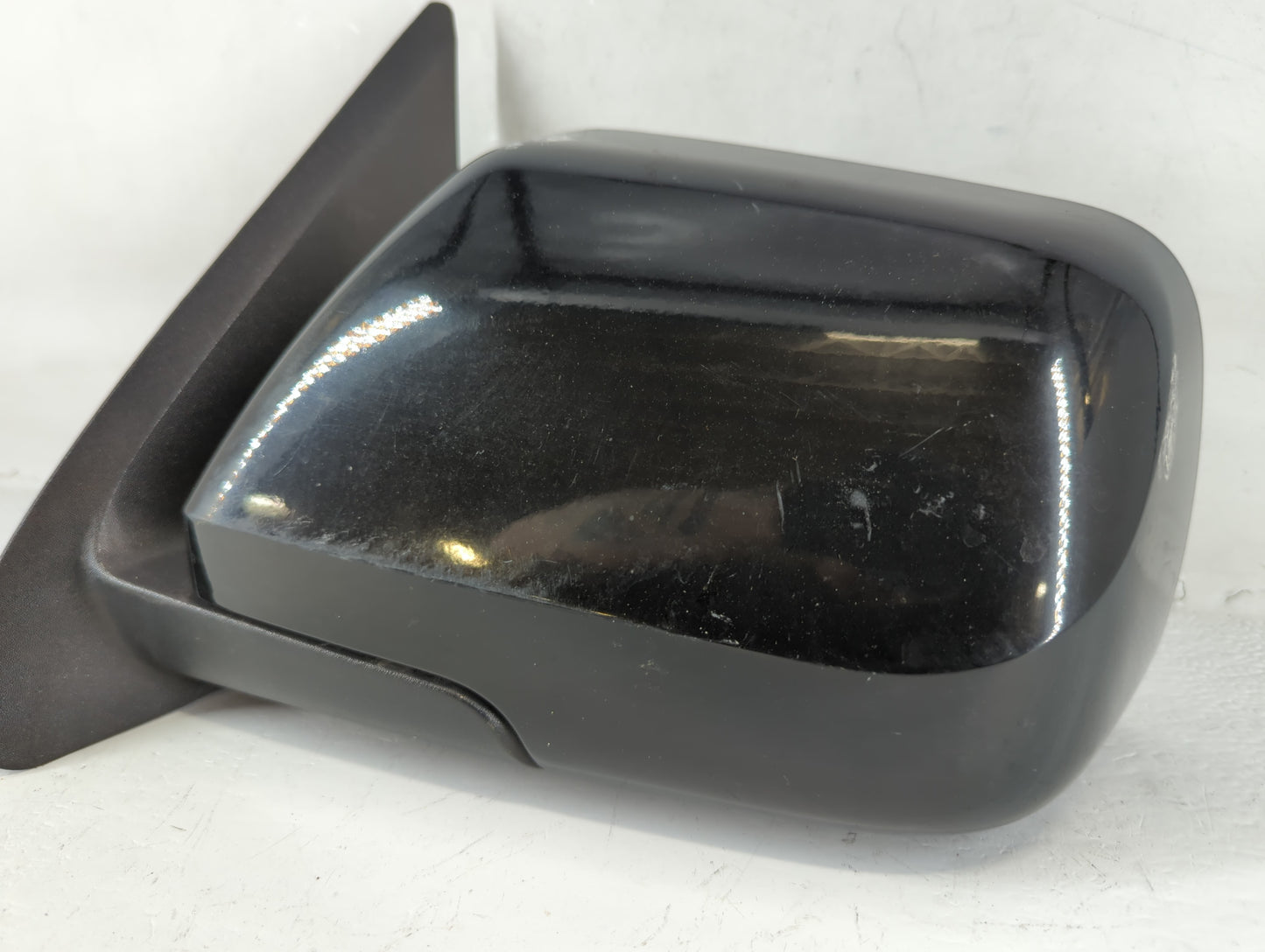 2008-2009 Ford Escape Driver Side View Mirror - Left Door Mirror OEM Used - Oemusedautoparts1.com