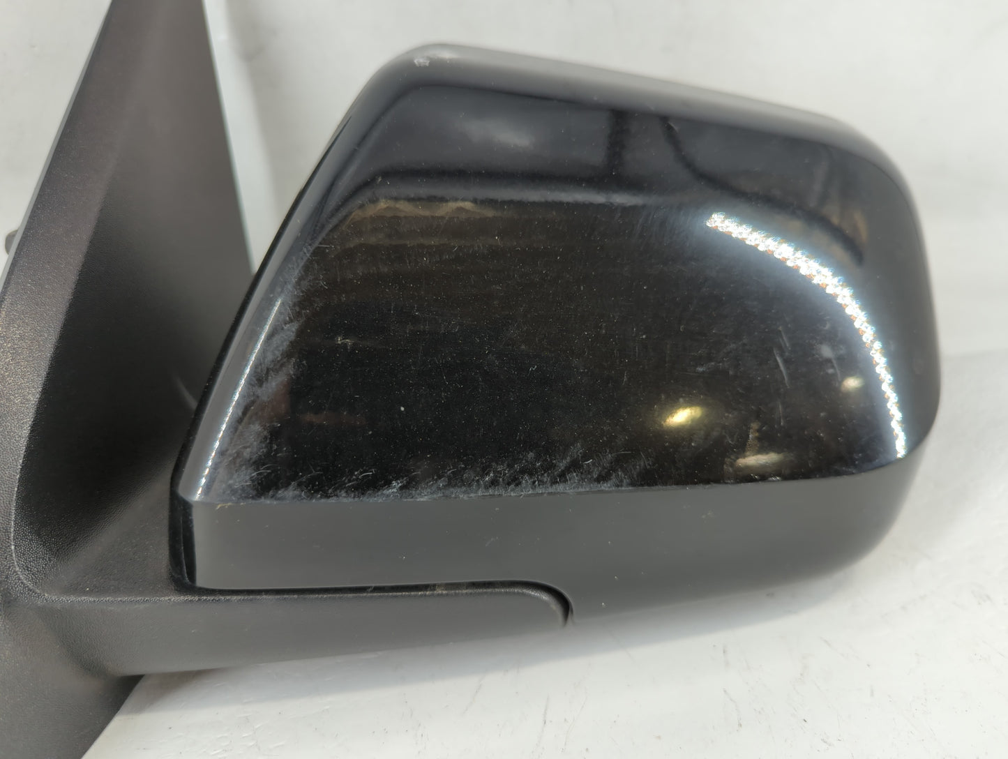 2008-2009 Ford Escape Driver Side View Mirror - Left Door Mirror OEM Used - Oemusedautoparts1.com