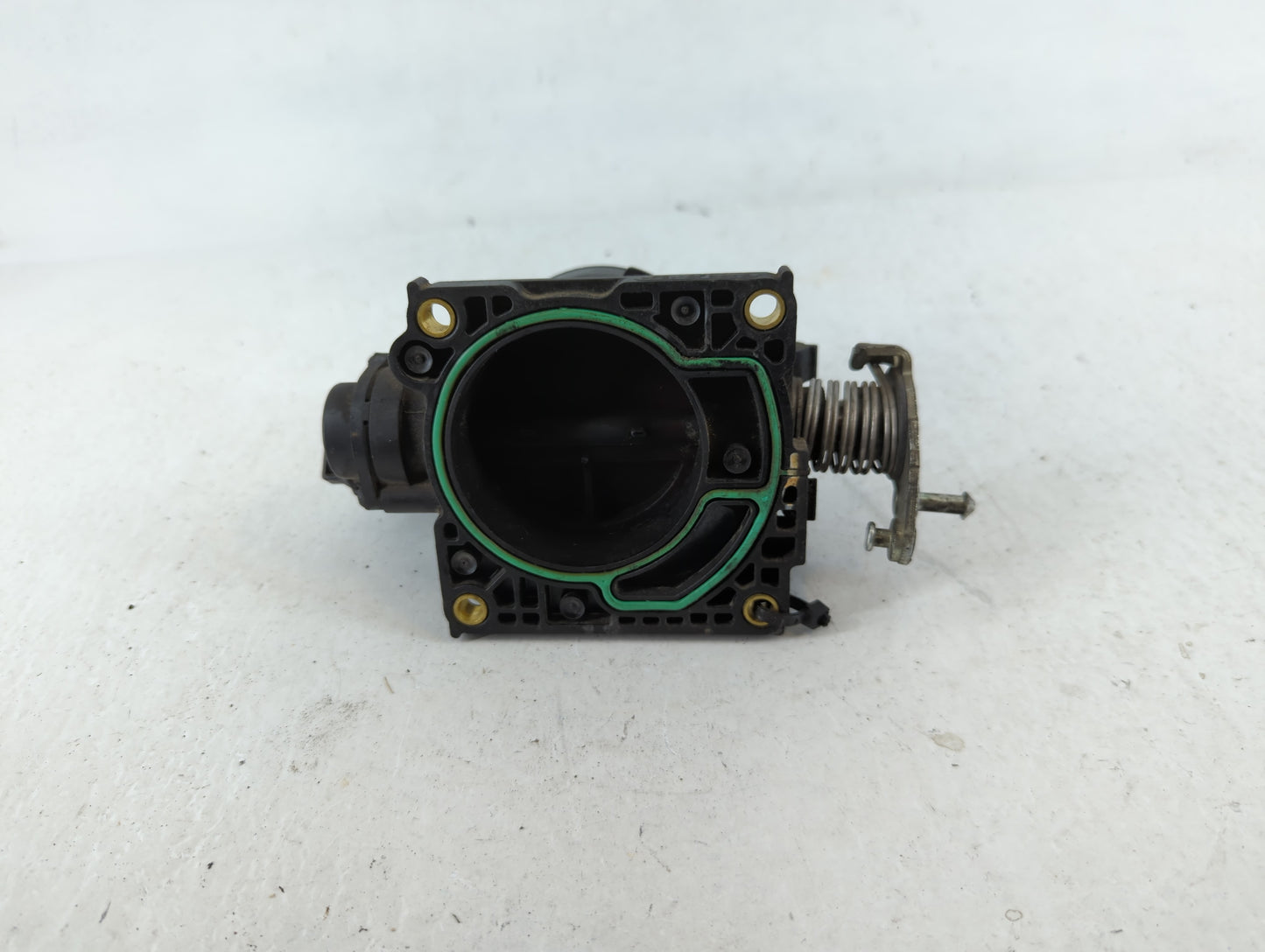 2005-2008 Ford Escape Throttle Body Fits Fits 2005 2006 2007 2008 OEM Used Auto Parts - Oemusedautoparts1.com