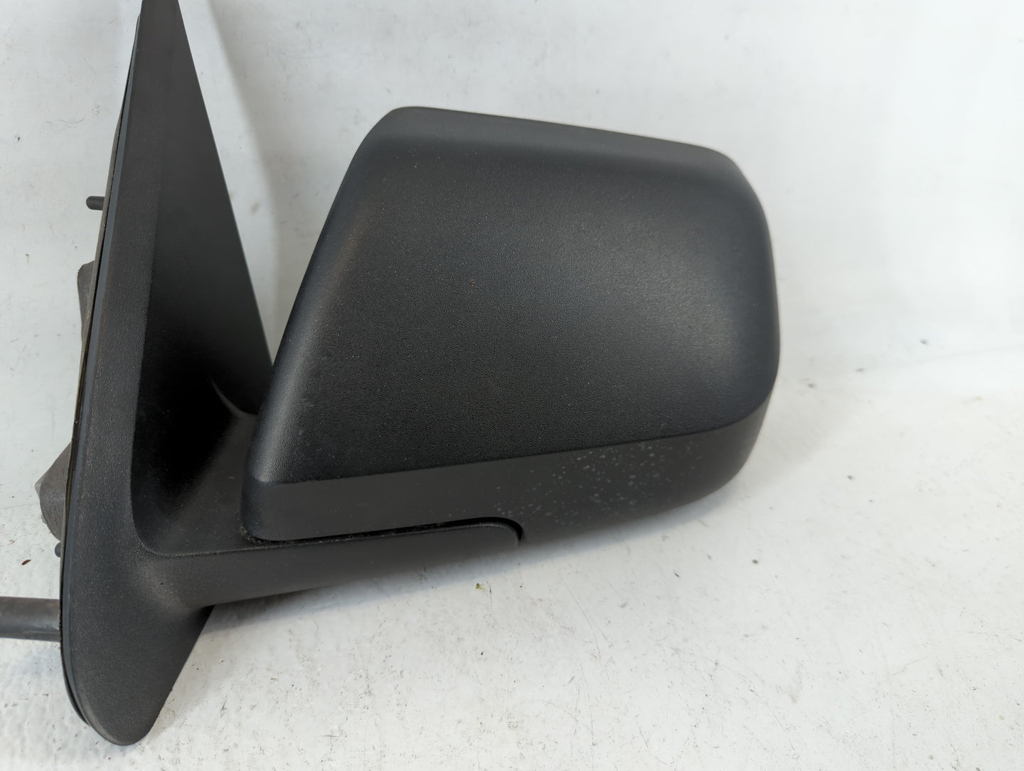 2008-2009 Ford Escape Driver Side View Mirror - Left Door Mirror OEM Used - Oemusedautoparts1.com