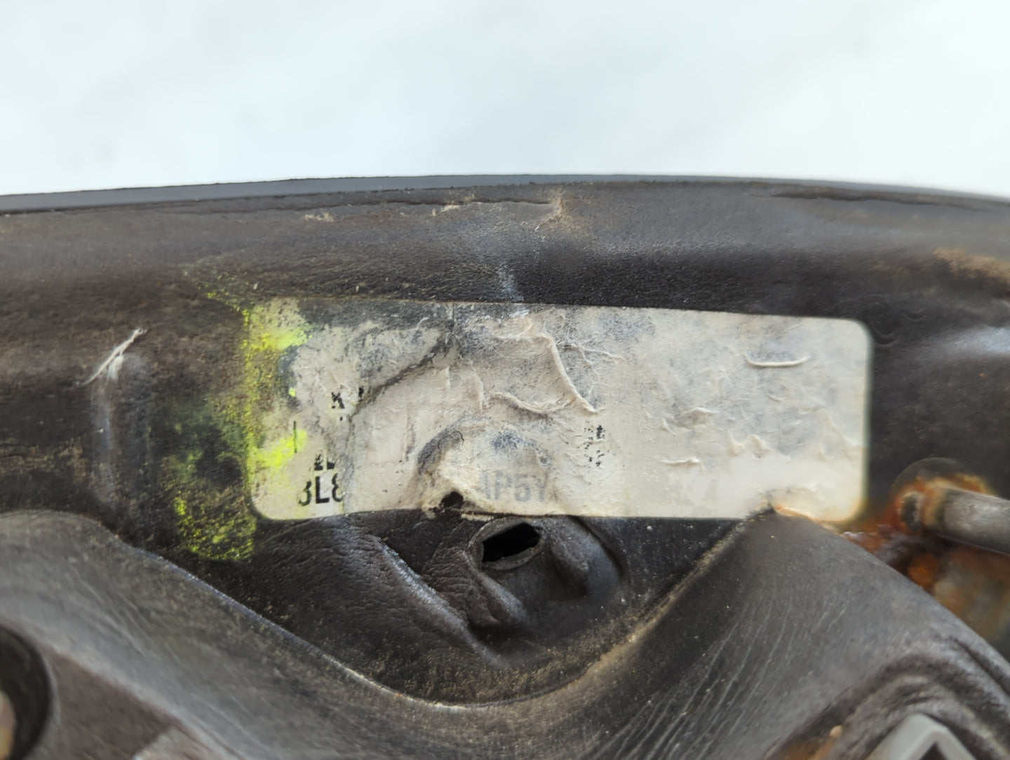 2008-2009 Ford Escape Driver Side View Mirror - Left Door Mirror OEM Used - Oemusedautoparts1.com