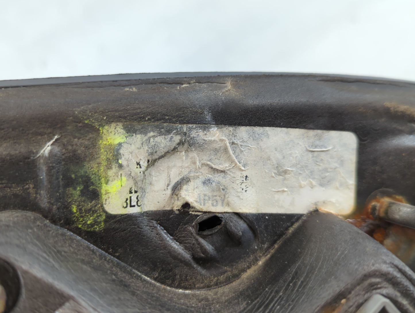 2008-2009 Ford Escape Driver Side View Mirror - Left Door Mirror OEM Used - Oemusedautoparts1.com