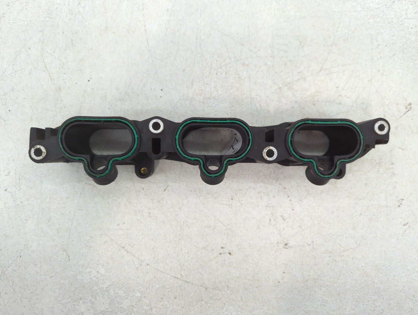 2008 Ford Escape Air Intake Manifold P/N:3F1E-9K641-AC Fits OEM Used Auto Parts - Oemusedautoparts1.com