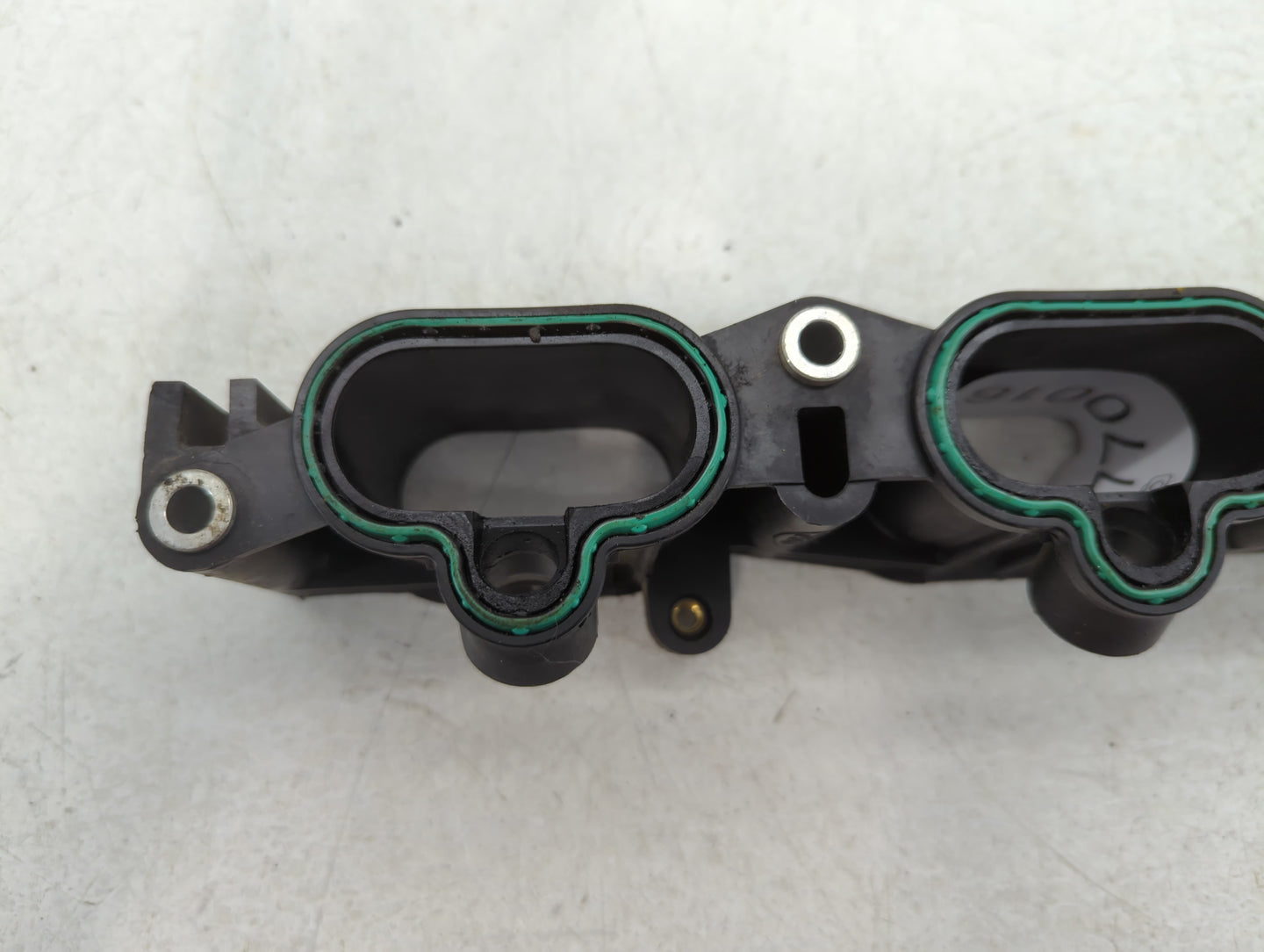 2008 Ford Escape Air Intake Manifold P/N:3F1E-9K641-AC Fits OEM Used Auto Parts - Oemusedautoparts1.com