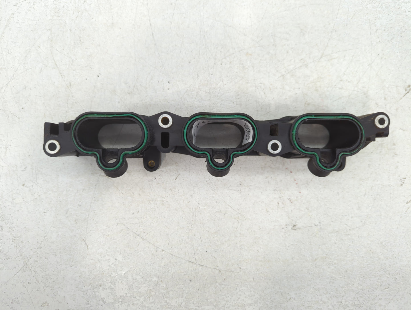 2008 Ford Escape Air Intake Manifold P/N:3E1E-9K461-AC Fits OEM Used Auto Parts - Oemusedautoparts1.com