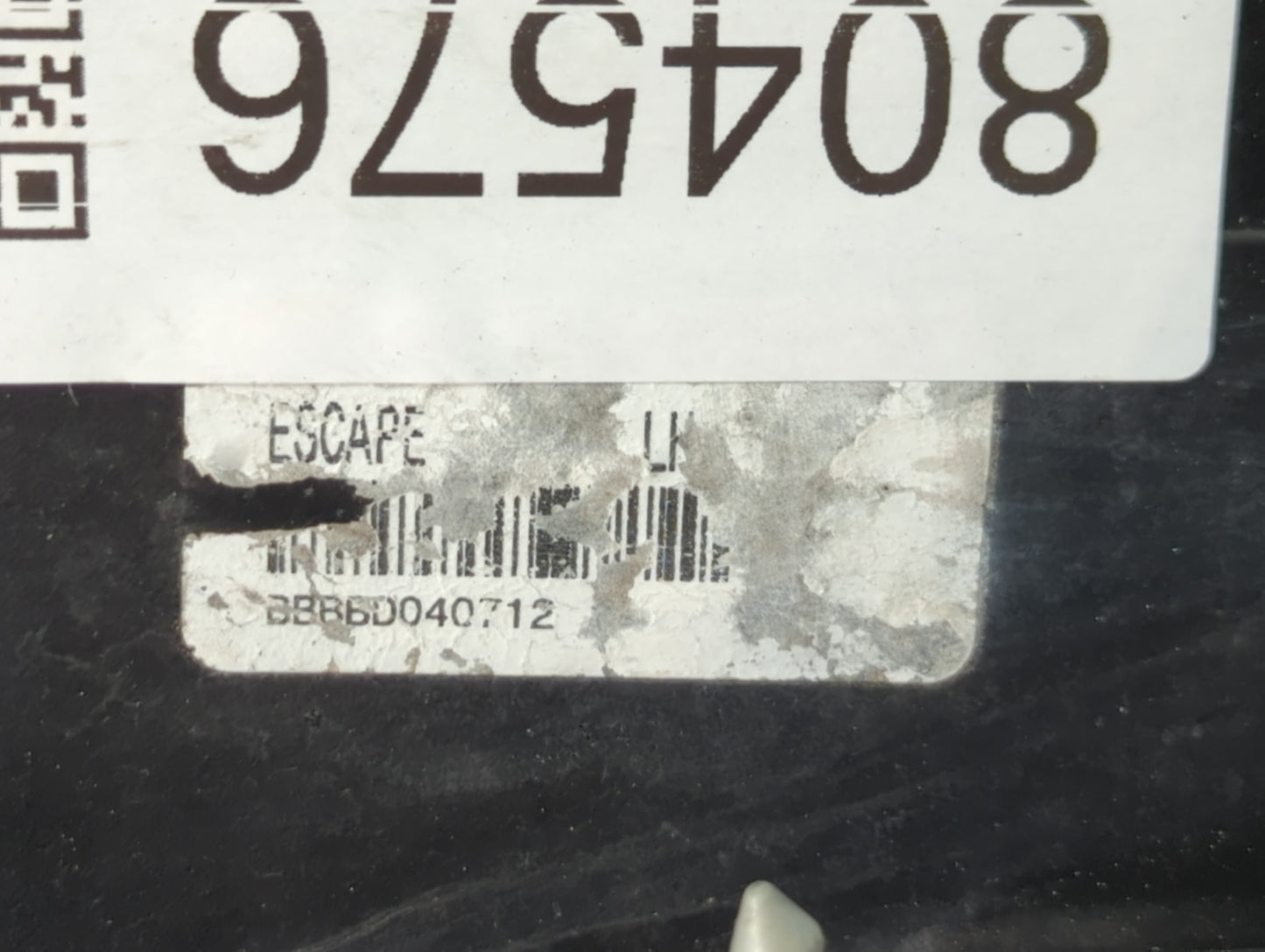 2008-2012 Ford Escape Tail Light Assembly Driver Left OEM P/N:D040712 Fits Fits 2008 2009 2010 2011 2012 OEM Used Auto Parts
