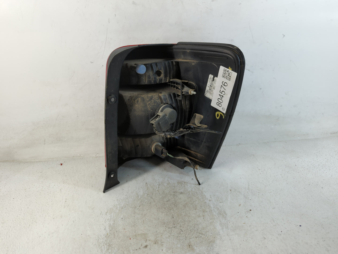 2008-2012 Ford Escape Tail Light Assembly Driver Left OEM P/N:D040712 Fits Fits 2008 2009 2010 2011 2012 OEM Used Auto Parts