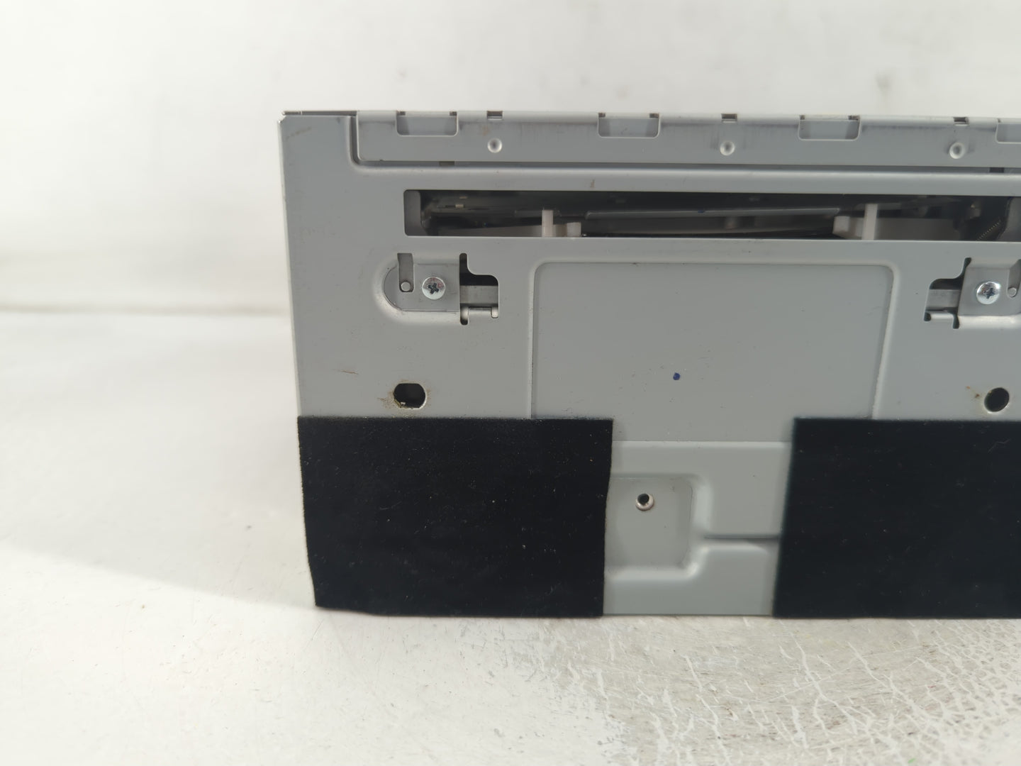 2008 Ford Escape Radio AM FM Cd Player Receiver Replacement P/N:8L8T 18C869 BR Fits OEM Used Auto Parts - Oemusedautoparts1.