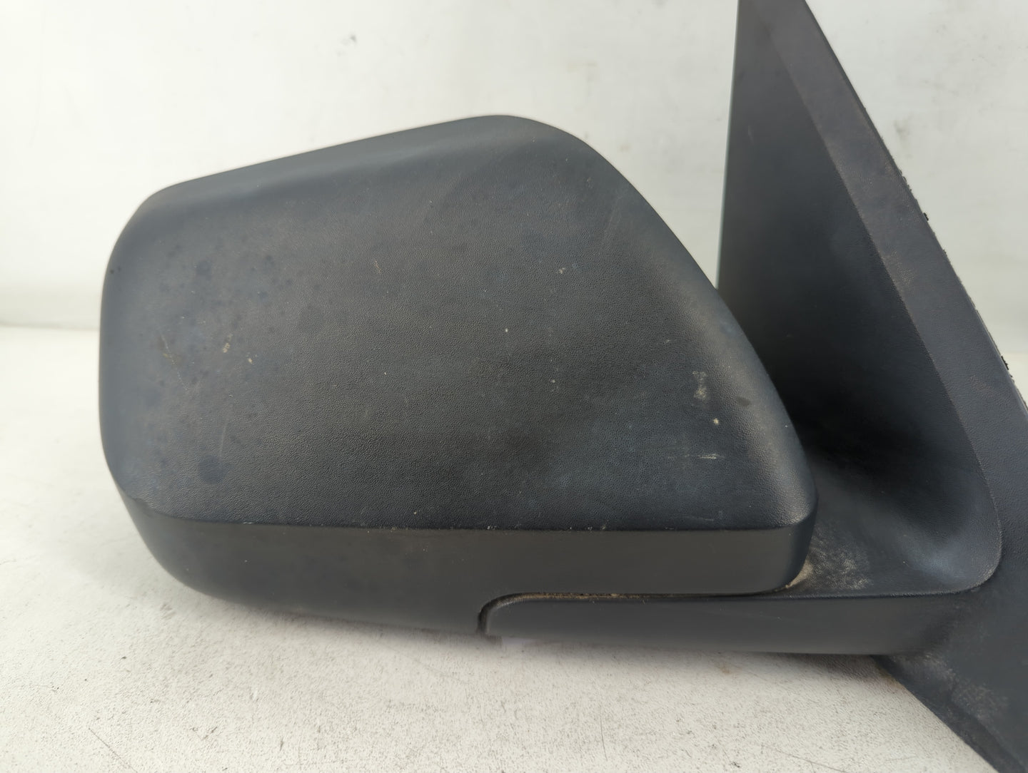 2008-2009 Ford Escape Passenger Side View Mirror - Right Door Mirror OEM Used - Oemusedautoparts1.com