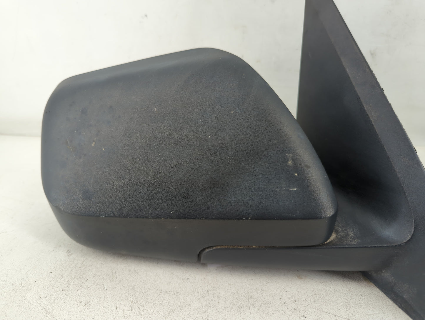 2008-2009 Ford Escape Passenger Side View Mirror - Right Door Mirror OEM Used - Oemusedautoparts1.com