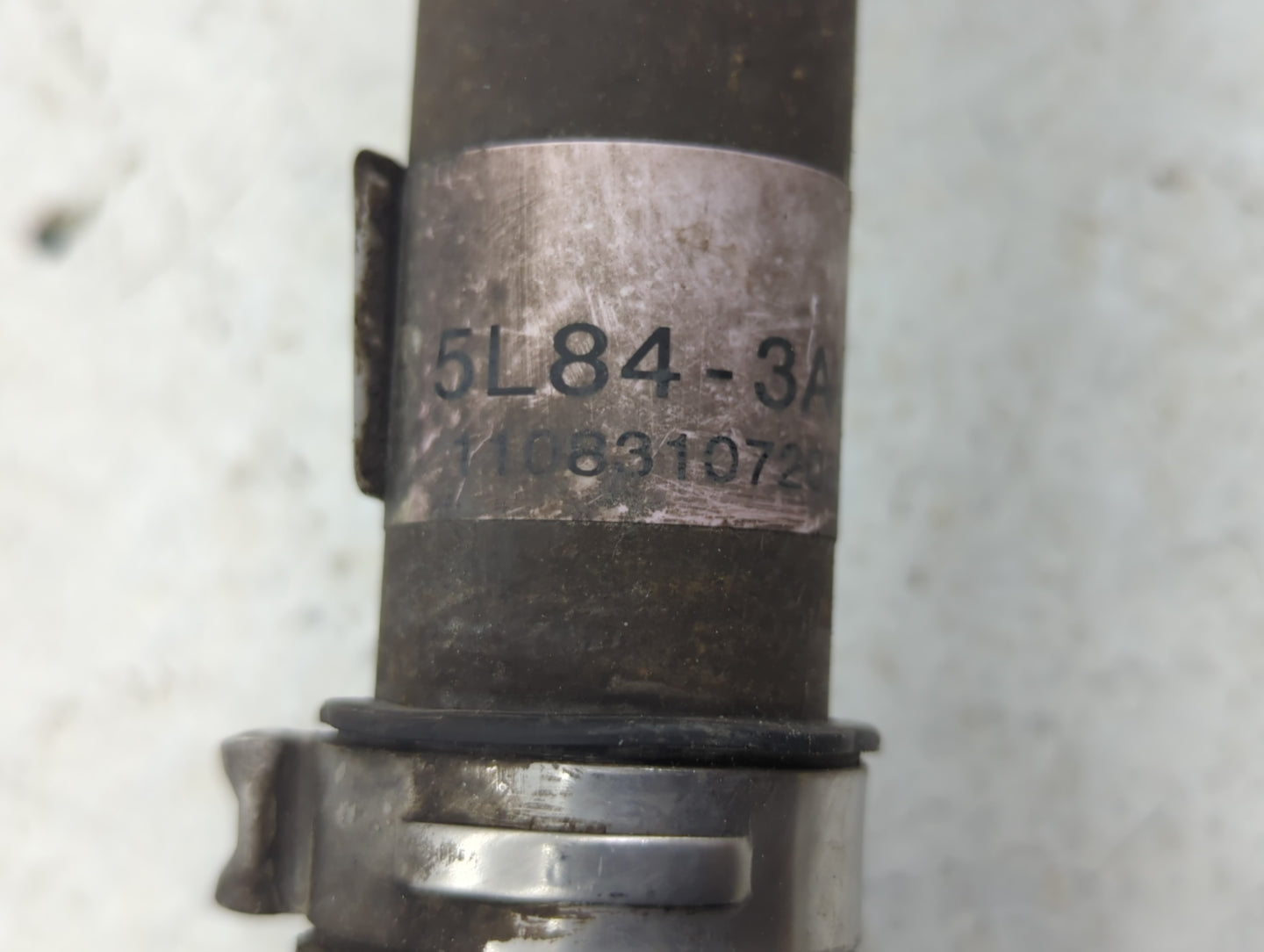 2001-2008 Ford Escape Axle Shaft Front Driver Cv C/v - Oemusedautoparts1.com
