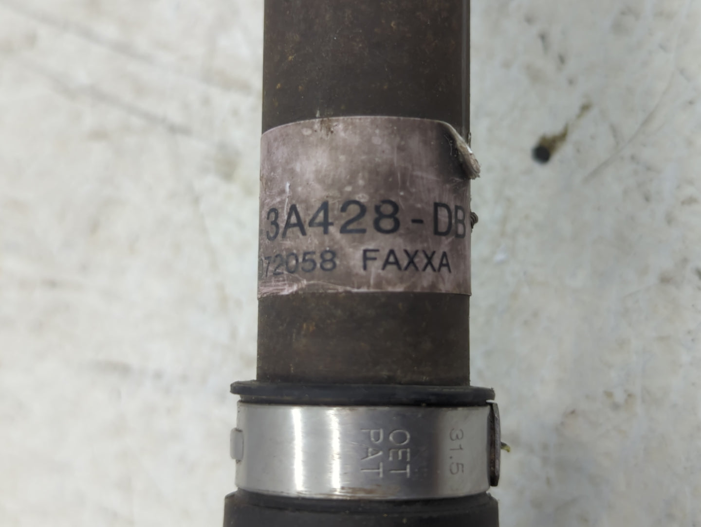 2001-2008 Ford Escape Axle Shaft Front Driver Cv C/v - Oemusedautoparts1.com