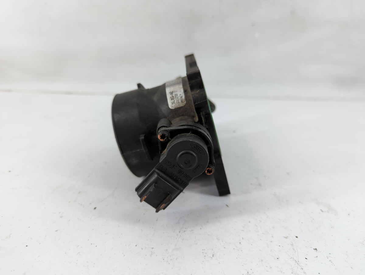 2005-2008 Ford Escape Throttle Body P/N:5L8G-AE Fits Fits 2005 2006 2007 2008 OEM Used Auto Parts - Oemusedautoparts1.com