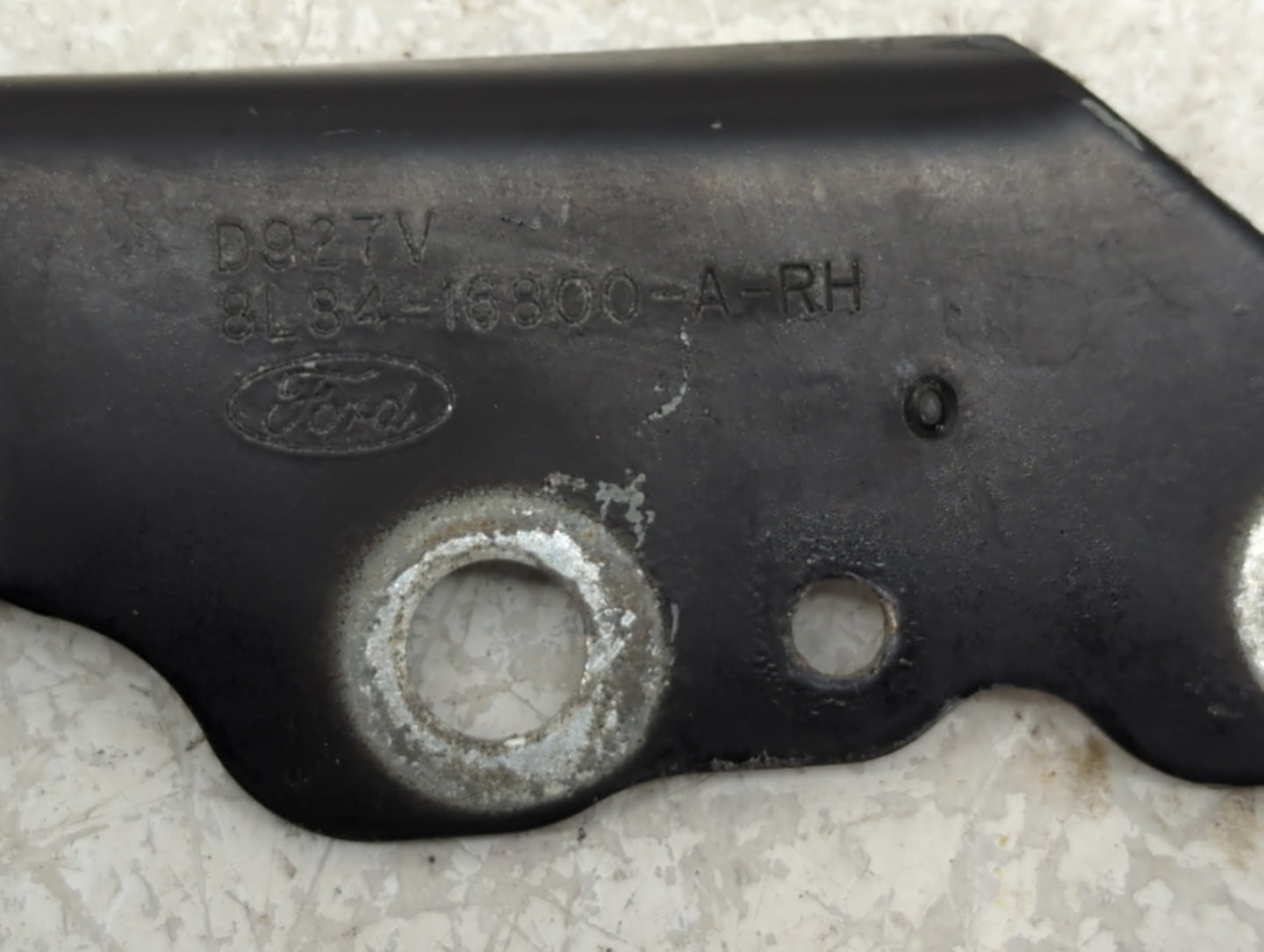 2008 Ford Escape Passenger Hood Hinge - Oemusedautoparts1.com