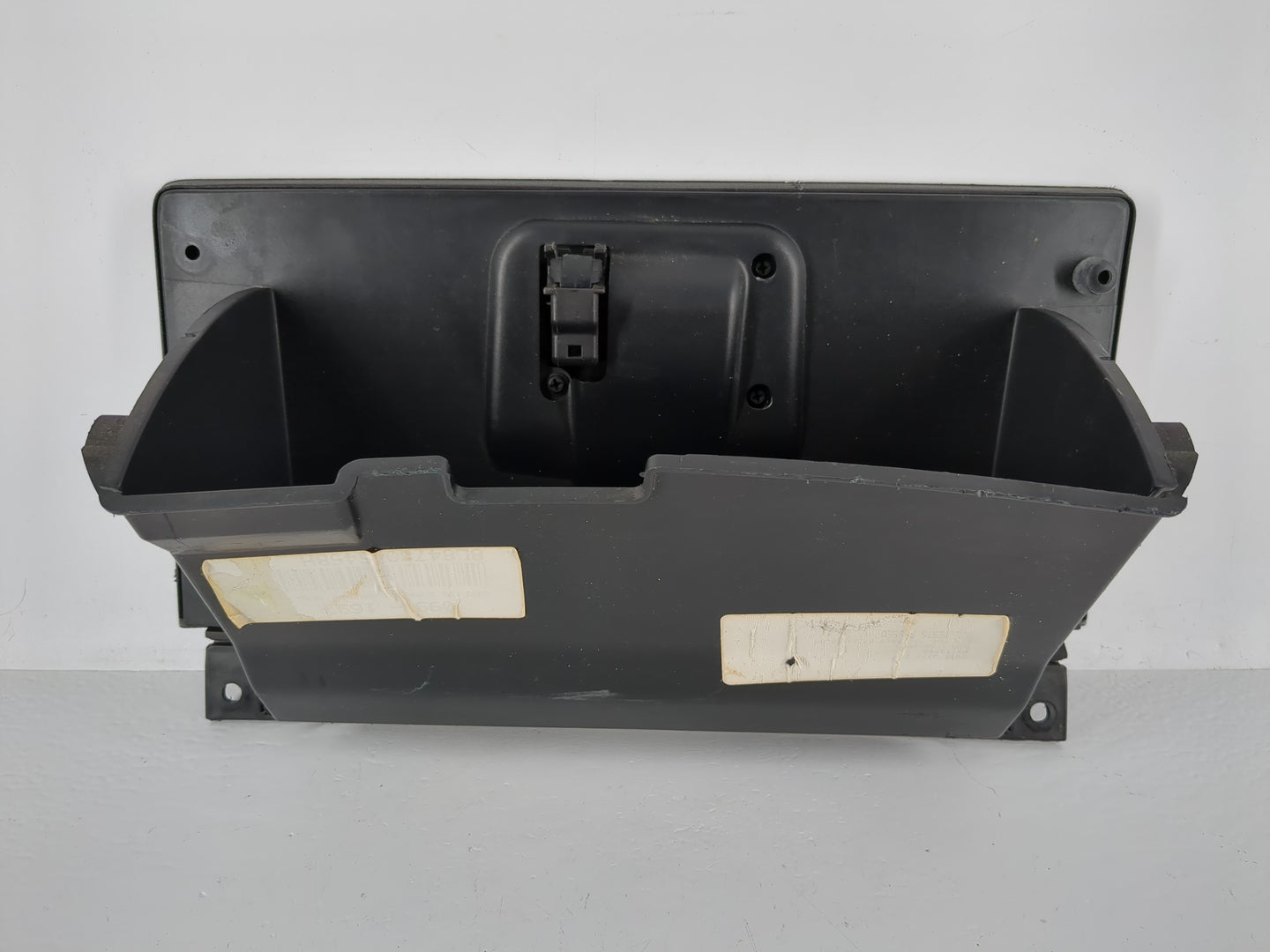 2008 Ford Escape Passenger Glove Box Door Storage Compartment - Oemusedautoparts1.com