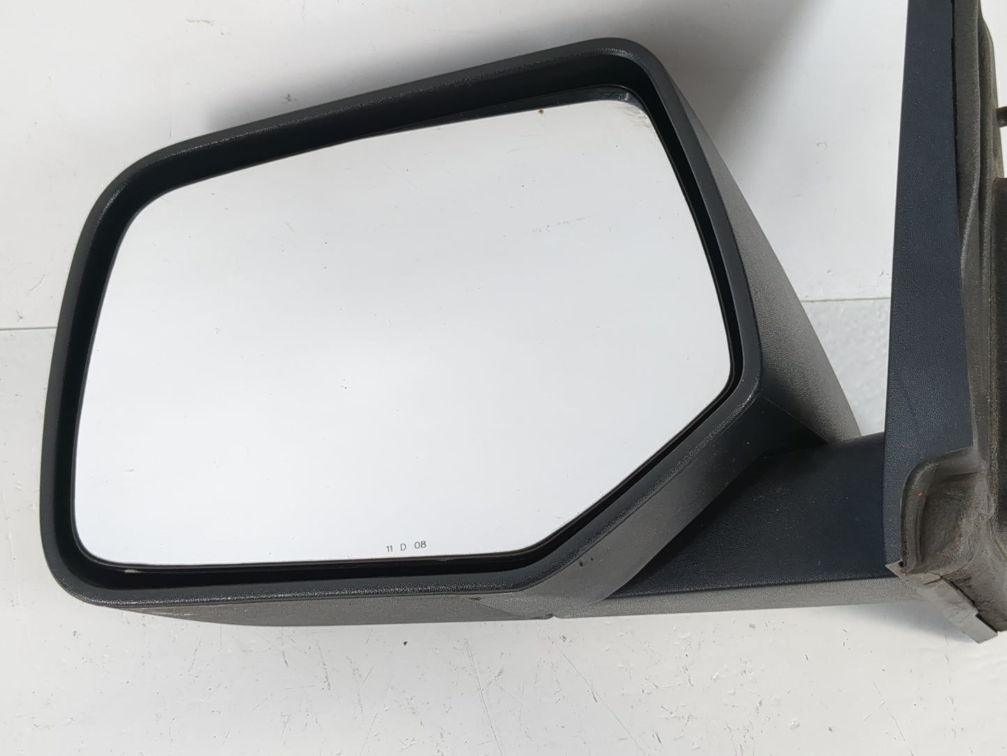 2008-2009 Ford Escape Driver Left Side View Manual Door Mirror Black - Oemusedautoparts1.com