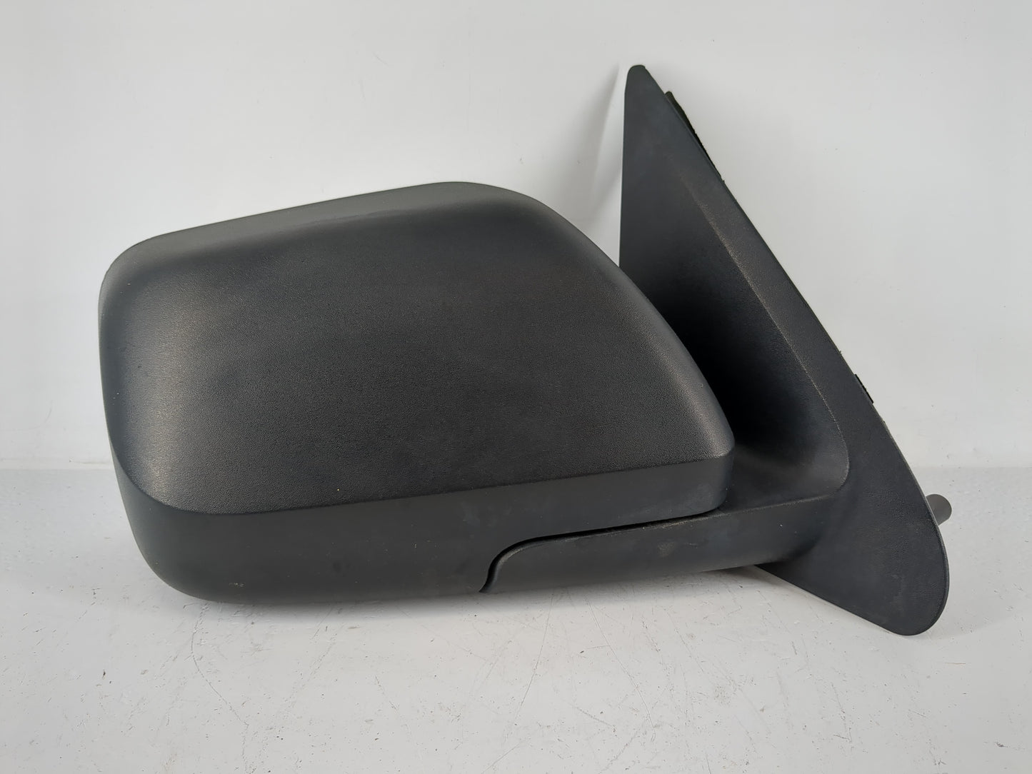 2008-2009 Ford Escape Passenger Right Side View Manual Door Mirror Black - Oemusedautoparts1.com