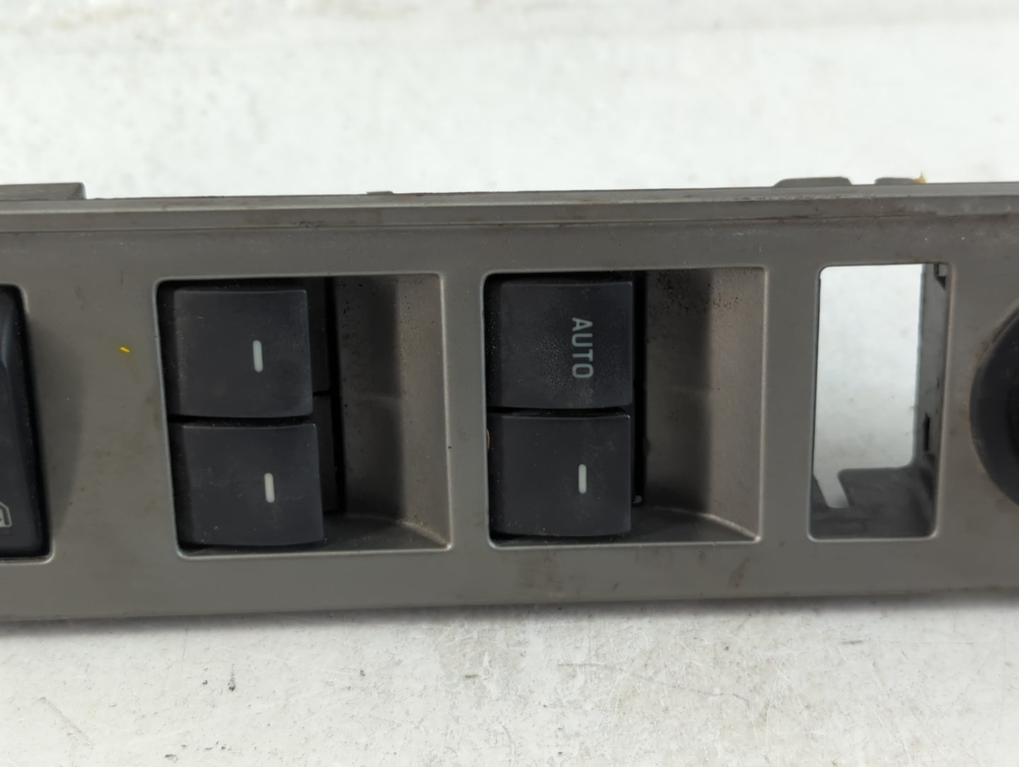2008-2014 Ford Expedition Master Power Window Switch Replacement Driver Side Left P/N:7L3T-17B676-AA3 Fits OEM Used Auto Par
