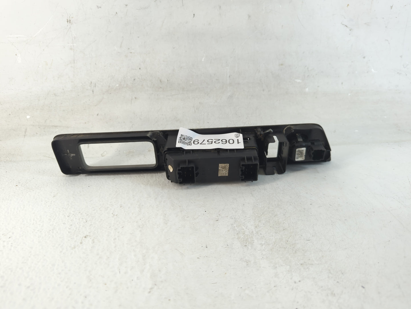 2008-2014 Ford Expedition Master Power Window Switch Replacement Driver Side Left P/N:7L3T-17B676-AA3 Fits OEM Used Auto Par