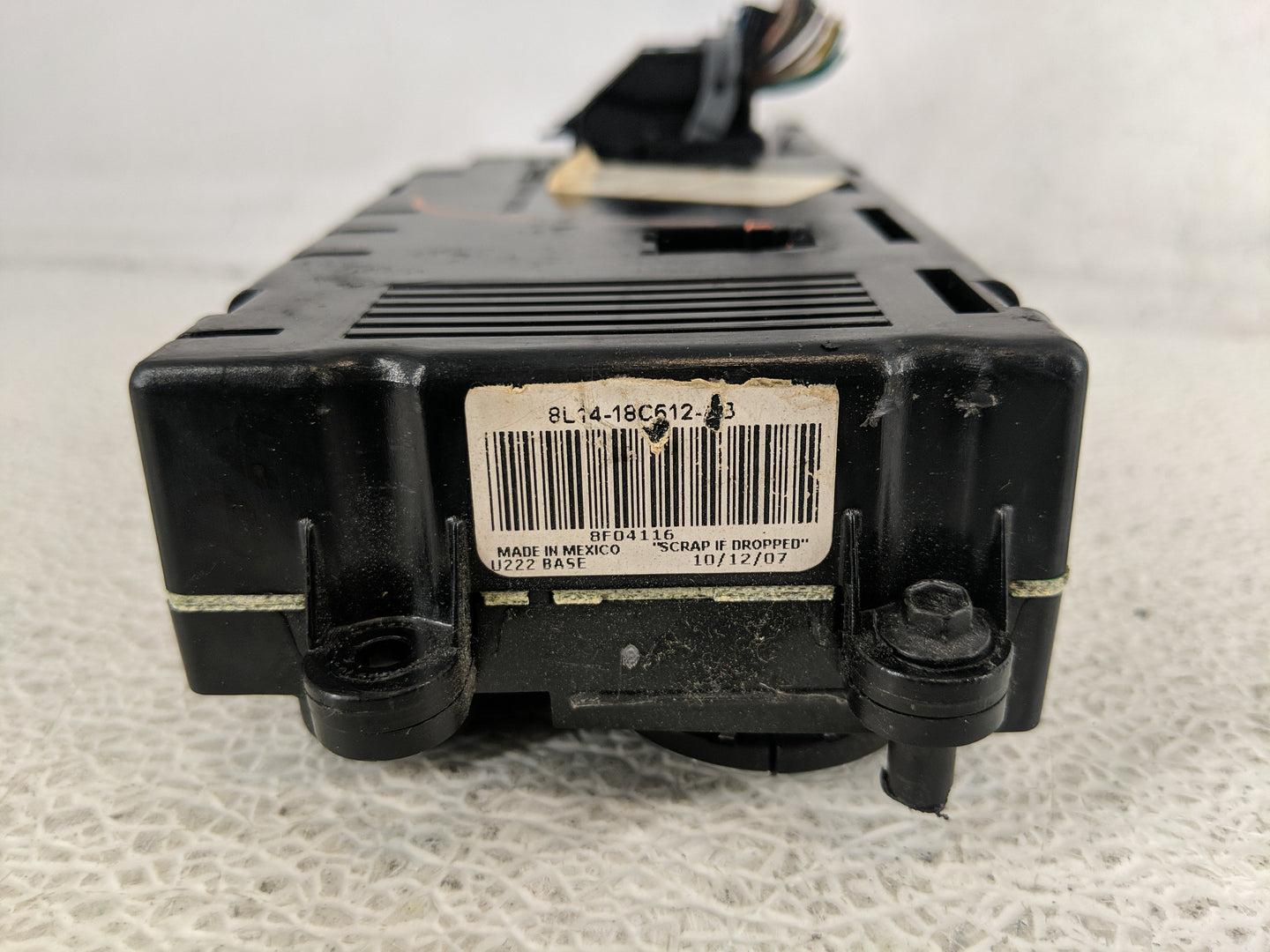 2008 Ford Expedition Climate Control Module Temperature AC/Heater Replacement P/N:8L14-18C612 18C612-DZU7A Fits OEM Used Aut