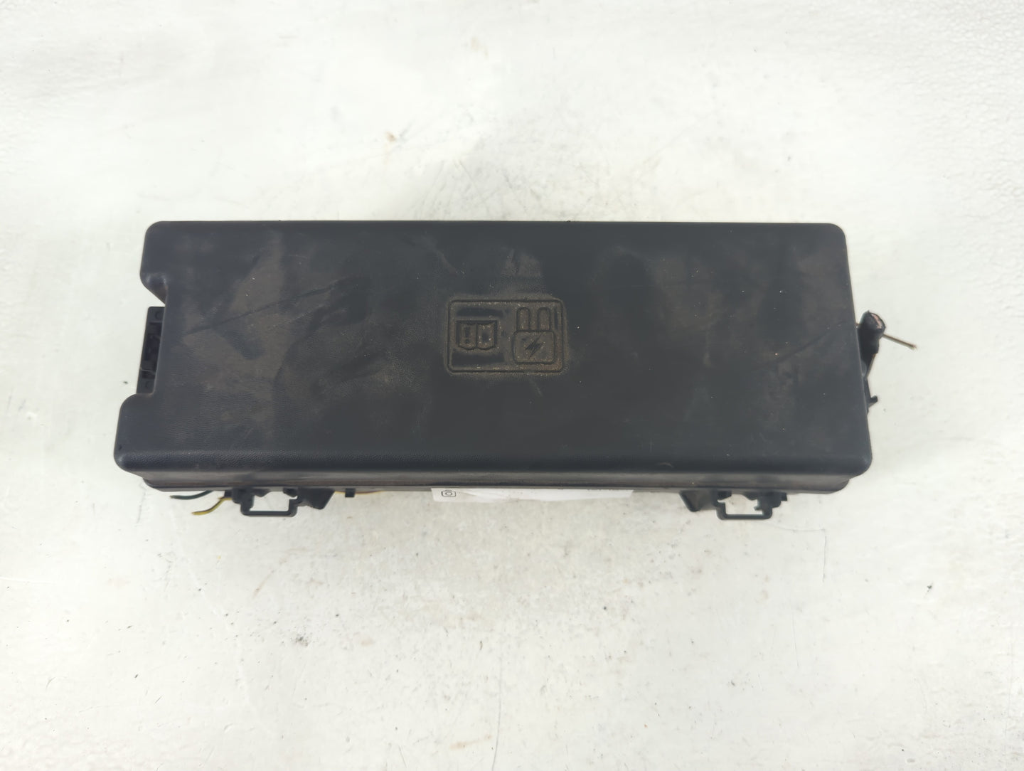 2007-2008 Ford Expedition Fusebox Fuse Box Panel Relay Module P/N:8L1T-14A003-AA Fits Fits 2007 2008 OEM Used Auto Parts - O