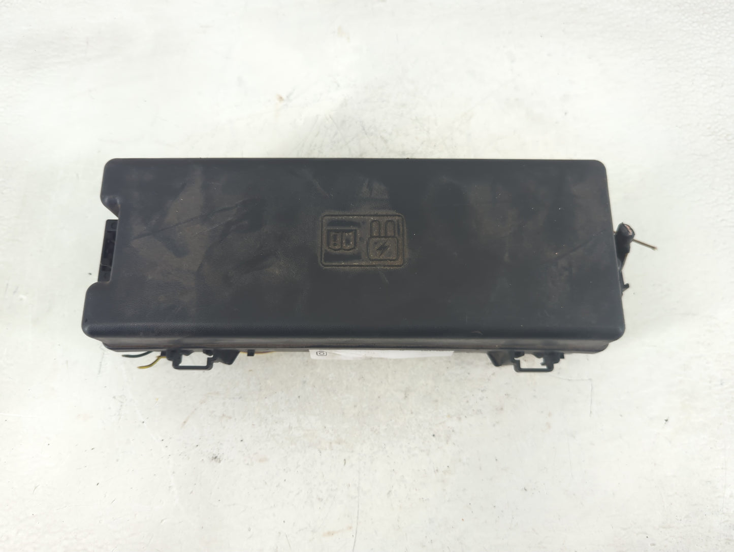 2007-2008 Ford Expedition Fusebox Fuse Box Panel Relay Module P/N:8L1T-14A003-AA Fits Fits 2007 2008 OEM Used Auto Parts - O