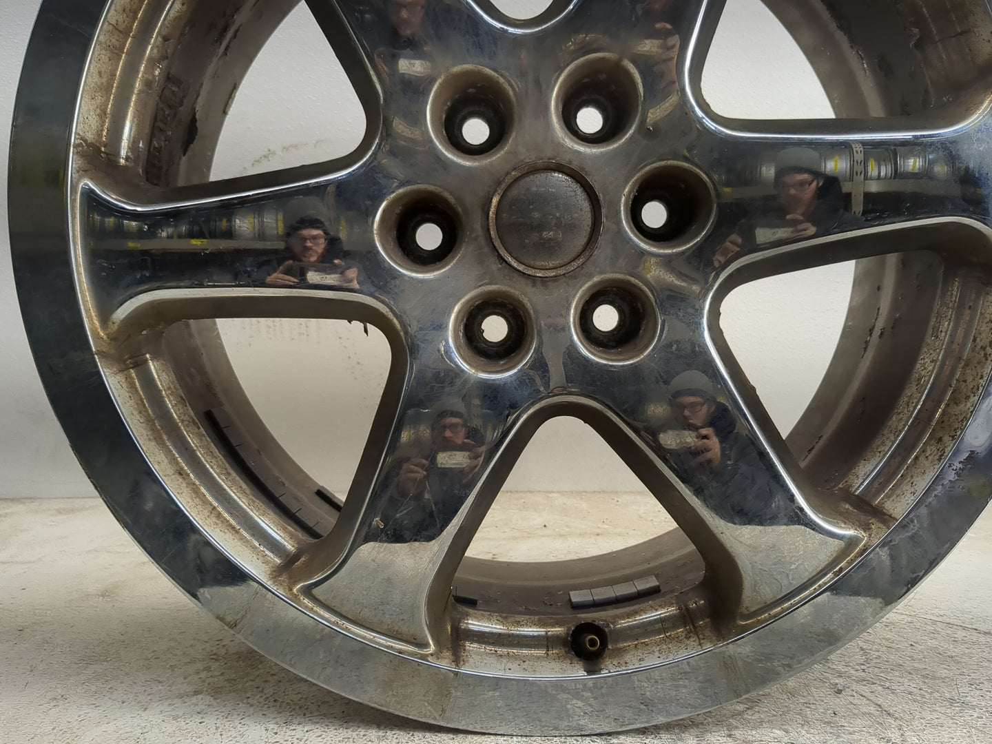2007-2014 Ford Expedition Oem Wheel Rim 1275610 - Oemusedautoparts1.com