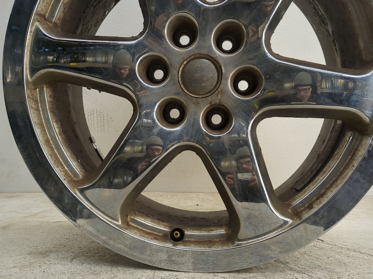 2007-2014 Ford Expedition Oem Wheel Rim 1275613 - Oemusedautoparts1.com