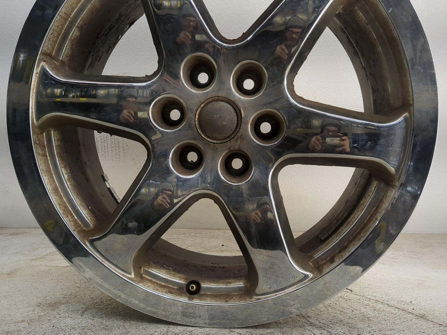 2007-2014 Ford Expedition Oem Wheel Rim 1275613 - Oemusedautoparts1.com