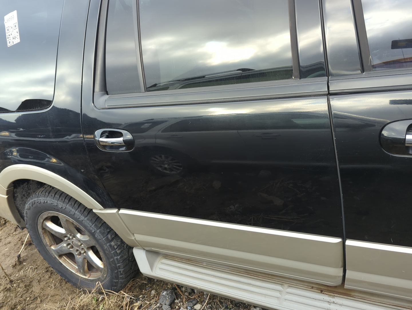 2008 Ford Expedition Passenger Rear Door Oem - Oemusedautoparts1.com
