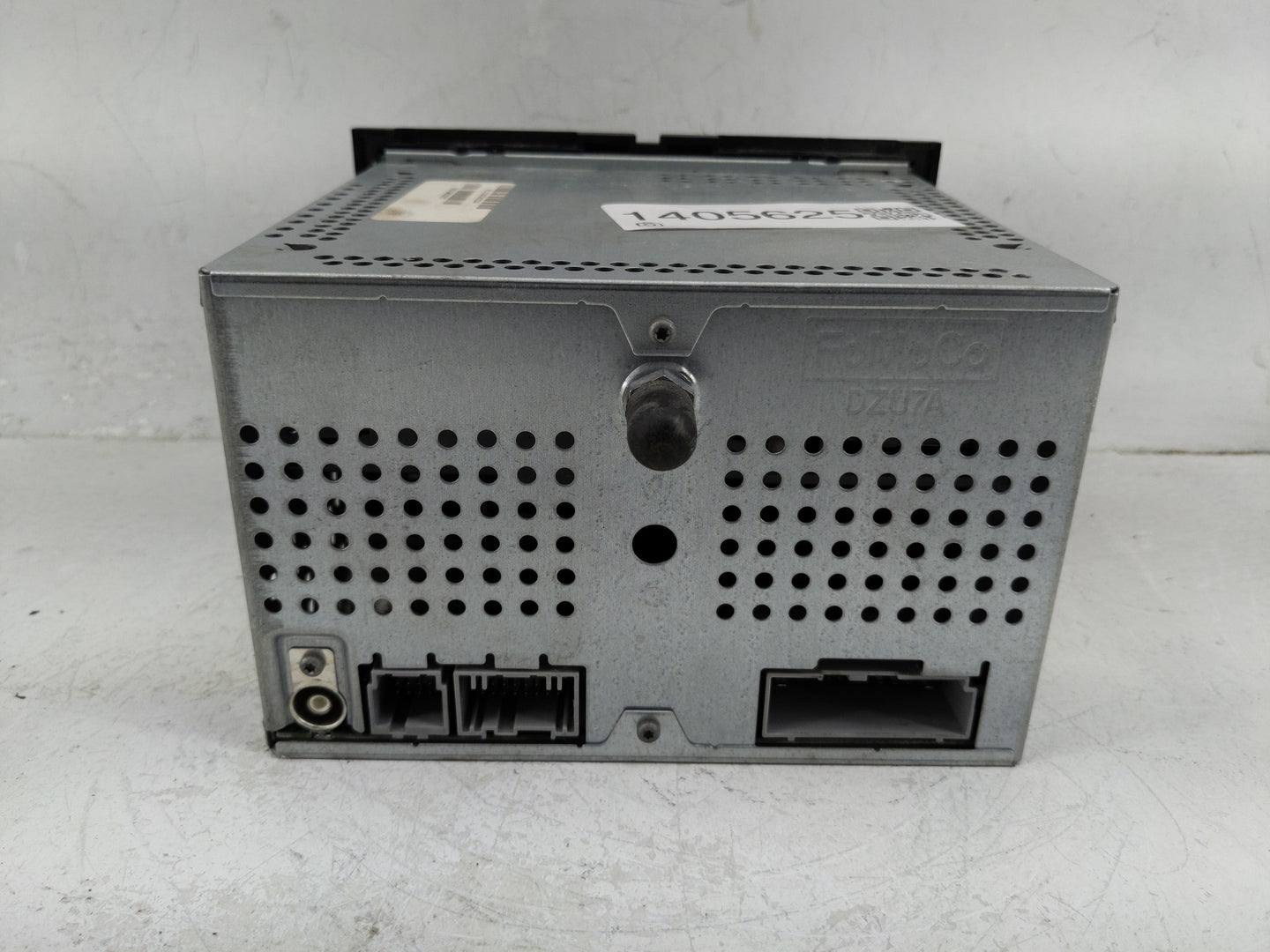 2008 Ford Expedition Radio AM FM Cd Player Receiver Replacement P/N:9L1T-18C815-LA Fits OEM Used Auto Parts - Oemusedautopar