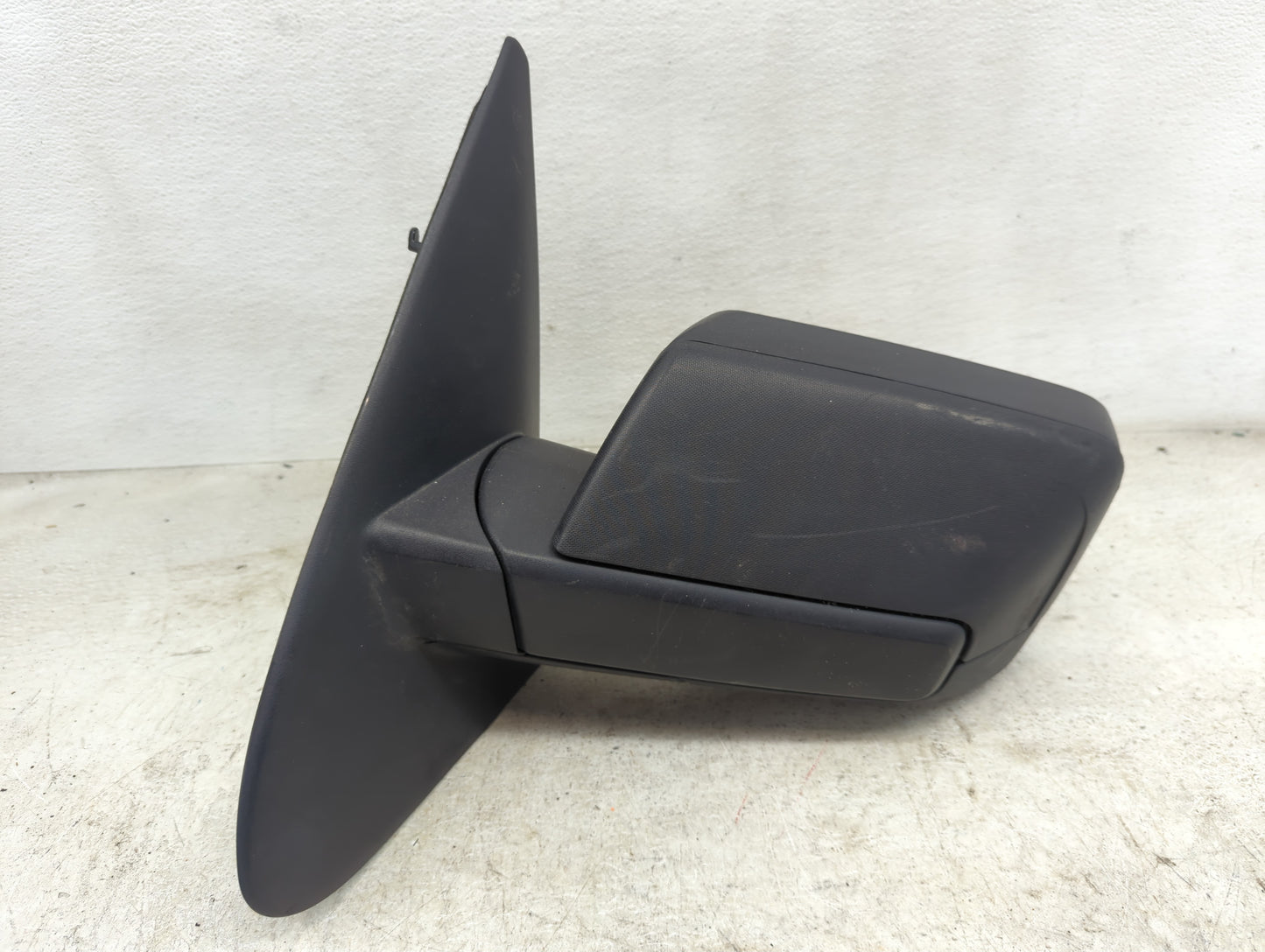 2007-2011 Ford Expedition Driver Side View Mirror - Left Door Mirror OEM Used - Oemusedautoparts1.com