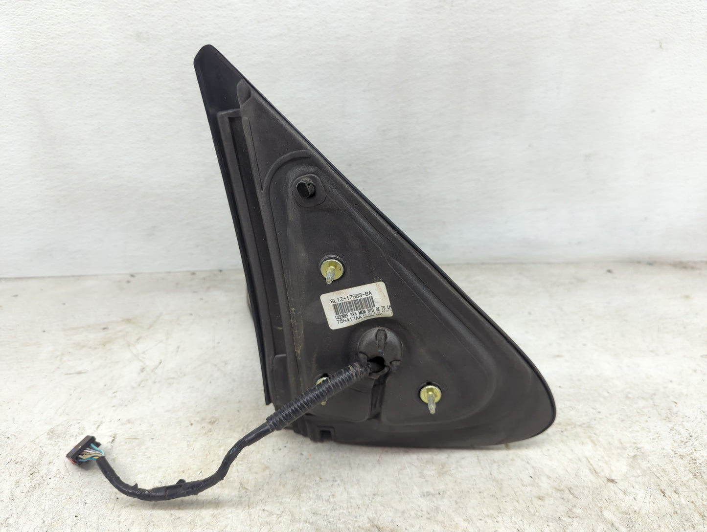 2007-2011 Ford Expedition Driver Side View Mirror - Left Door Mirror OEM Used - Oemusedautoparts1.com