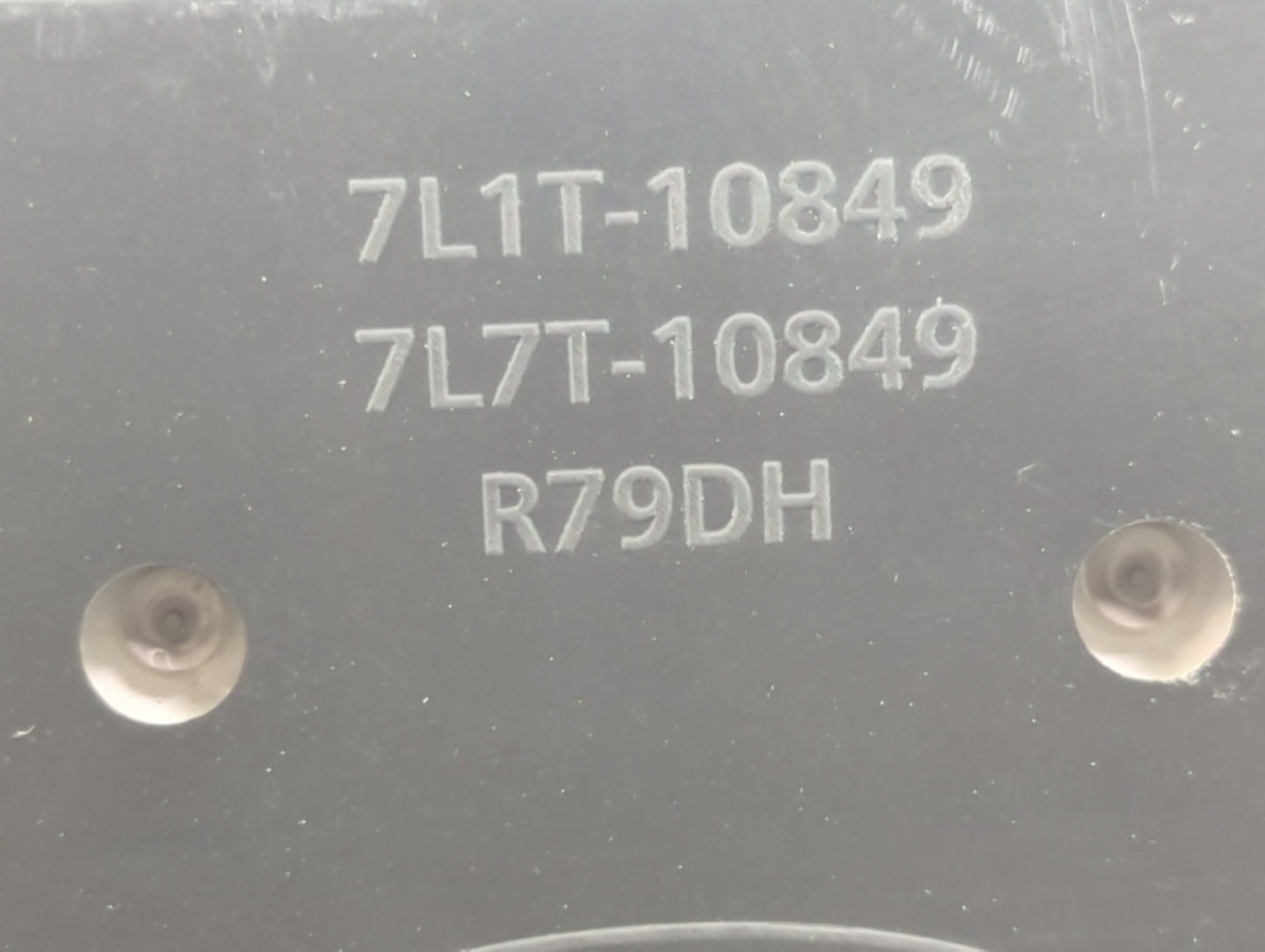 2007-2008 Ford Expedition Instrument Cluster Speedometer Gauges P/N:7L1T-10849 7L7T-10849, R79DH Fits Fits 2007 2008 OEM Use