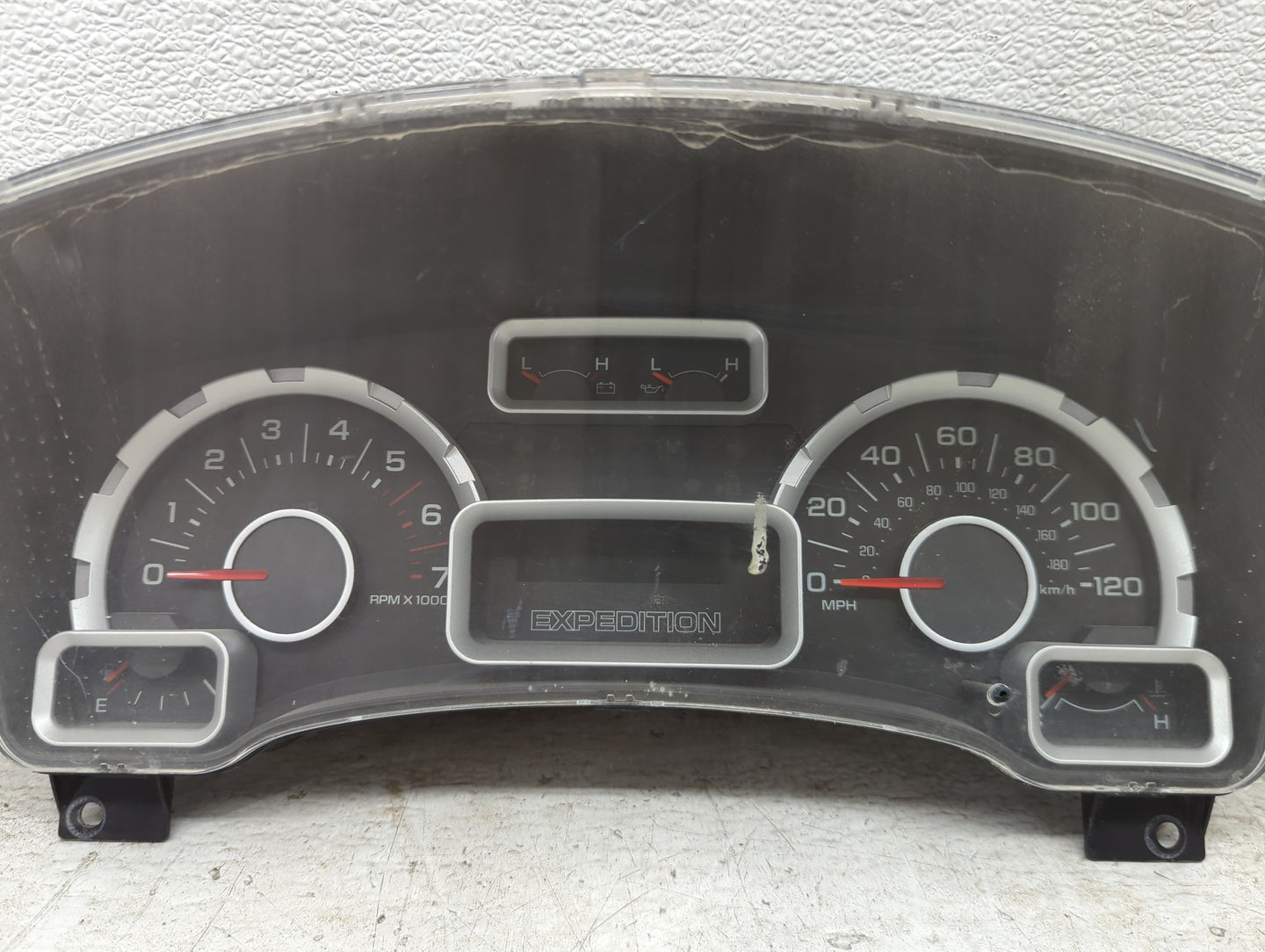 2008 Ford Expedition Instrument Cluster Speedometer Gauges P/N:7L1T-10849-NB A2C53219541 Miles: Fits OEM Used Auto Parts - O