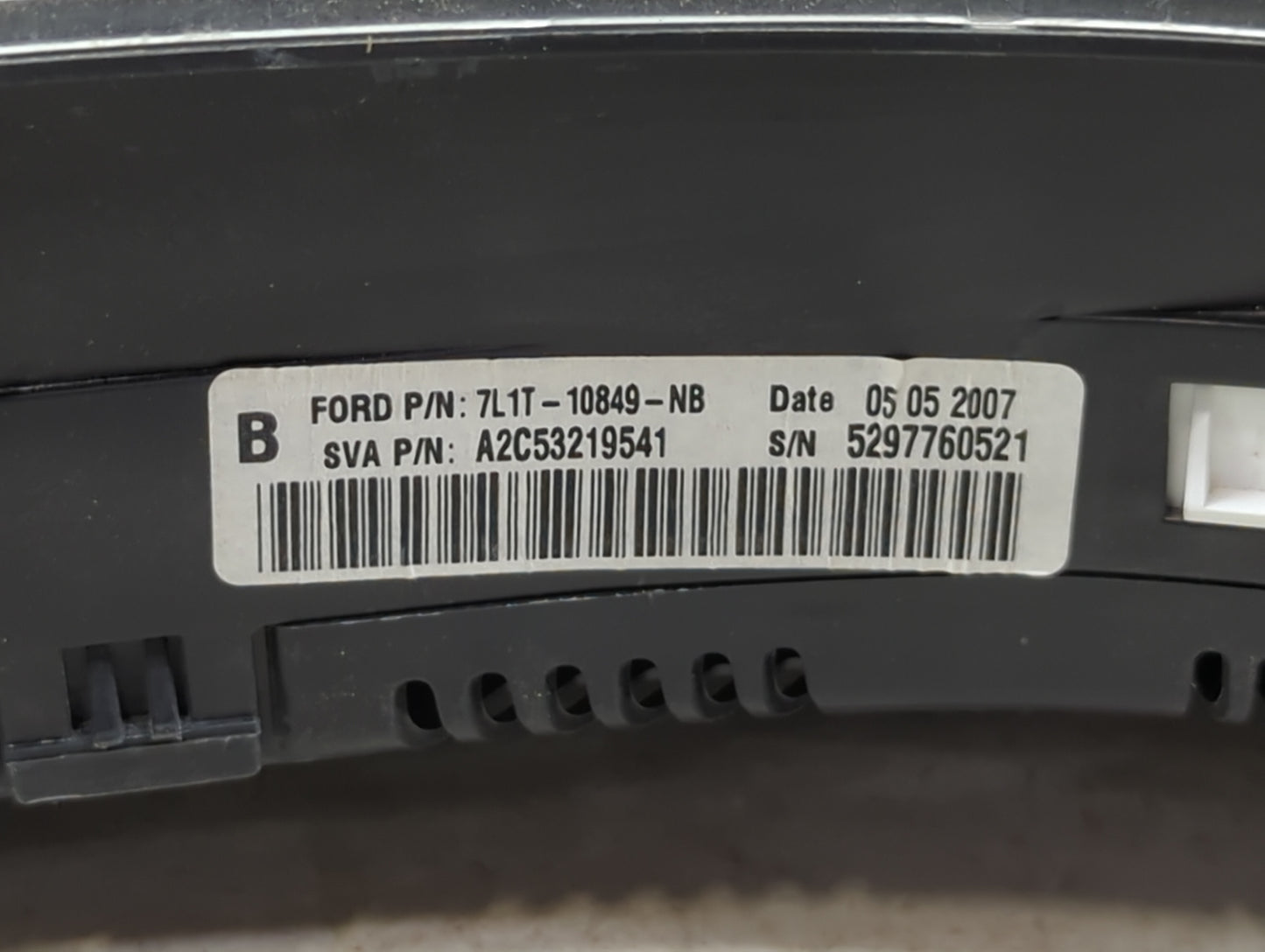 2008 Ford Expedition Instrument Cluster Speedometer Gauges P/N:7L1T-10849-NB A2C53219541 Miles: Fits OEM Used Auto Parts - O