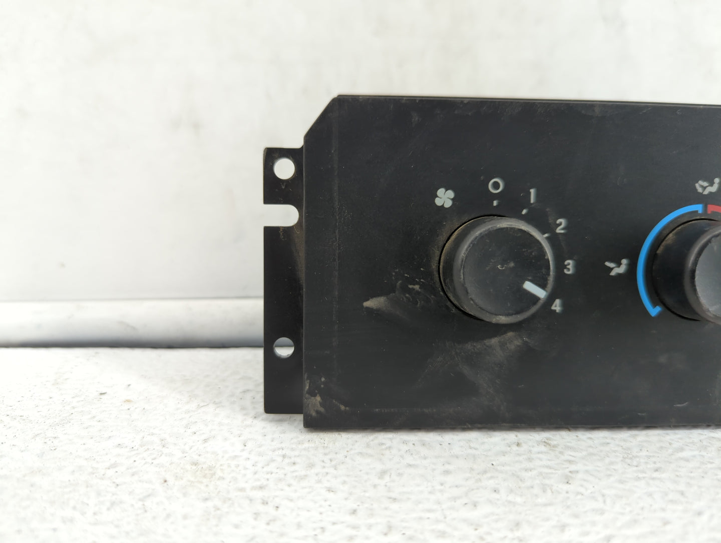 2007-2014 Ford Expedition Climate Control Module Temperature AC/Heater Replacement P/N:8L14-19980-AB 7L14-19980-CC Fits OEM 