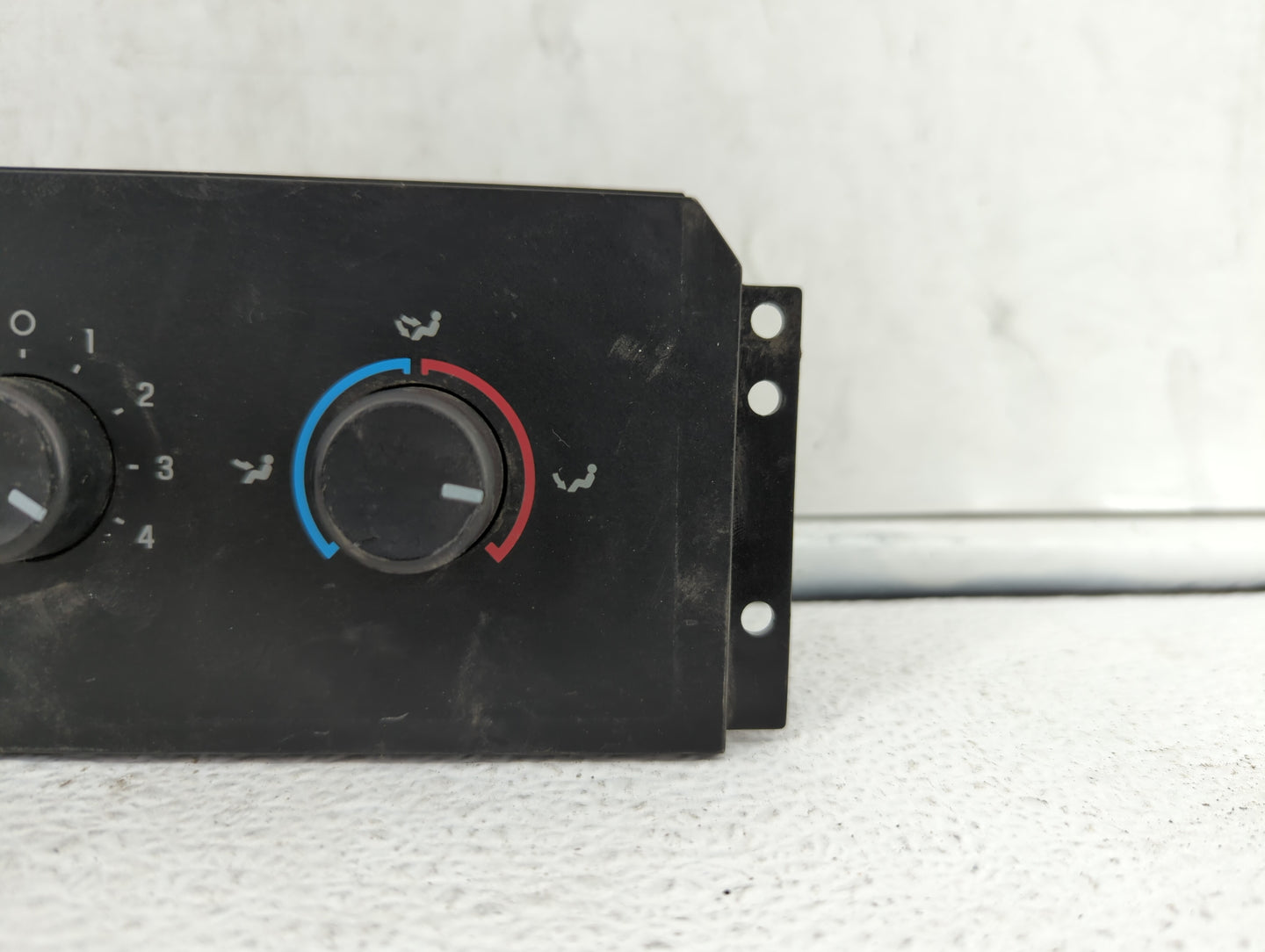 2007-2014 Ford Expedition Climate Control Module Temperature AC/Heater Replacement P/N:8L14-19980-AB 7L14-19980-CC Fits OEM 