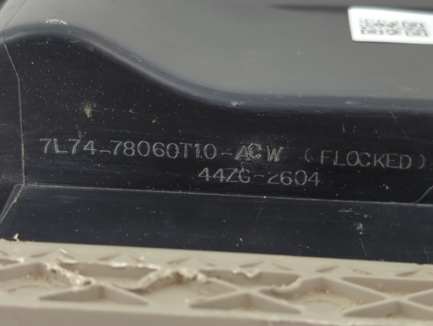 2008 Ford Expedition Passenger Glove Box Door Storage Compartment - Oemusedautoparts1.com