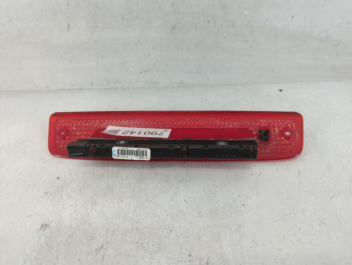2008 Ford Expedition Third Brake Light Tail Light Fits OEM Used Auto Parts - Oemusedautoparts1.com